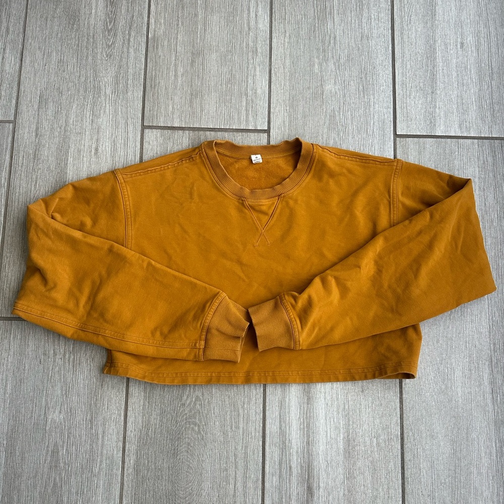 Lululemon Cropped Mustard Top, Long Sleeve, Size 6